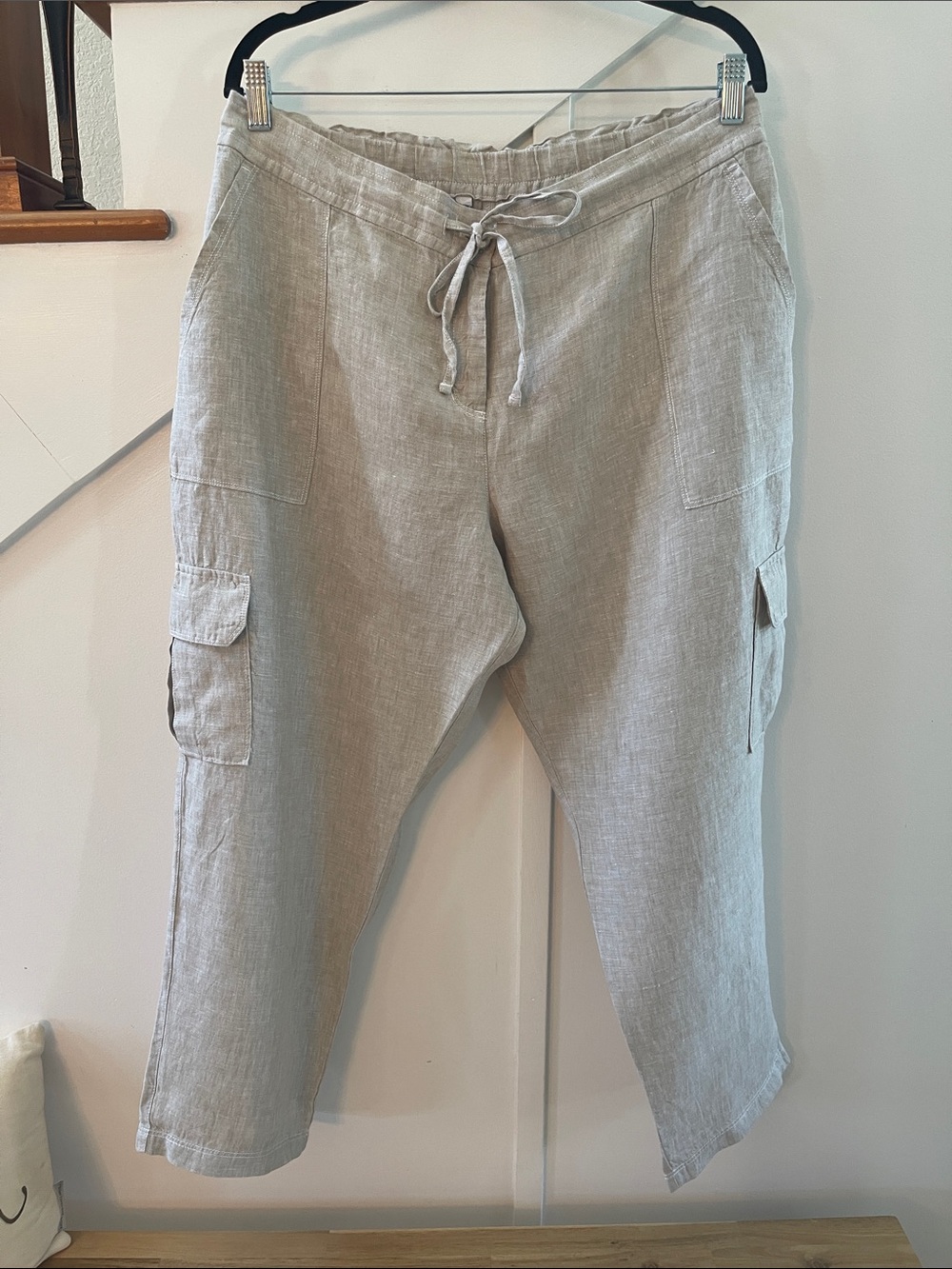 Tommy Bahama Twill Khaki Women's Linen Cargo Capris XL NWT - Picture 7 of 14